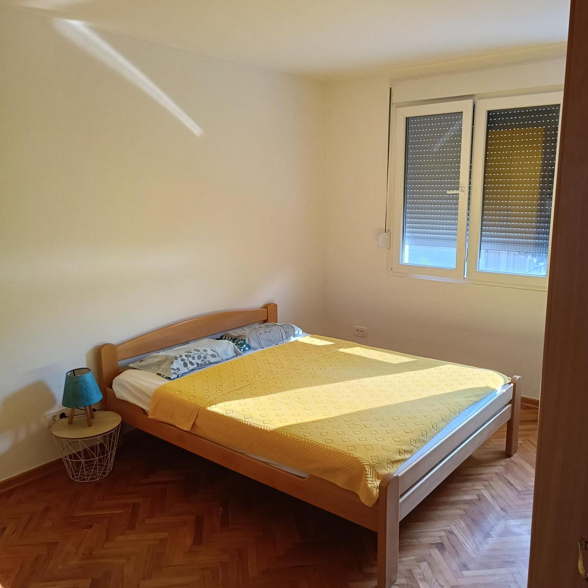 M&I Apartment Котор Екстериор снимка